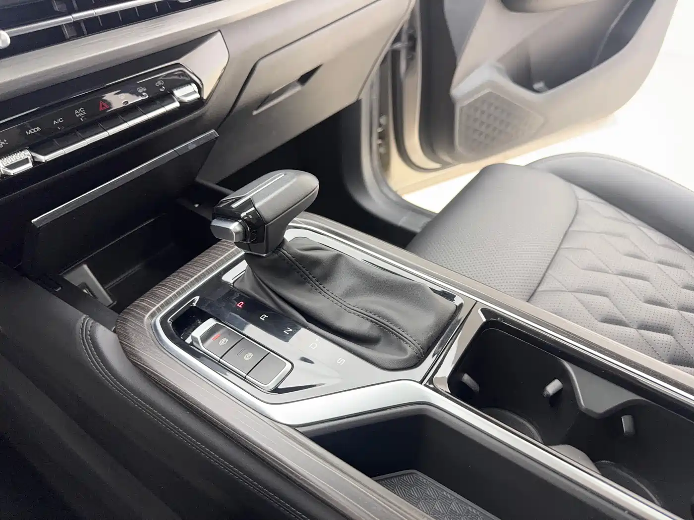 Wuling Motors Wuling Jiachen 2022 2022 1.5T CVT Exclusive Flagship Model