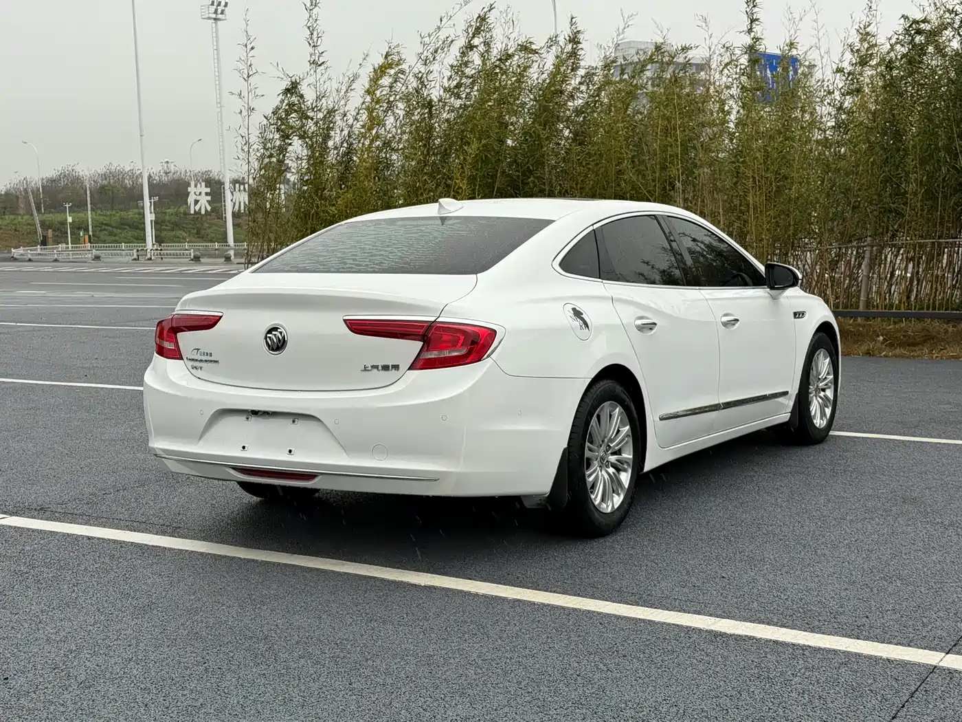 Buick LaCrosse 2016 20T Luxury фото 4
