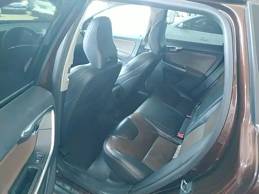 Volvo XC60 (Import) 2014 2014 T5 Wisdom & Elegance