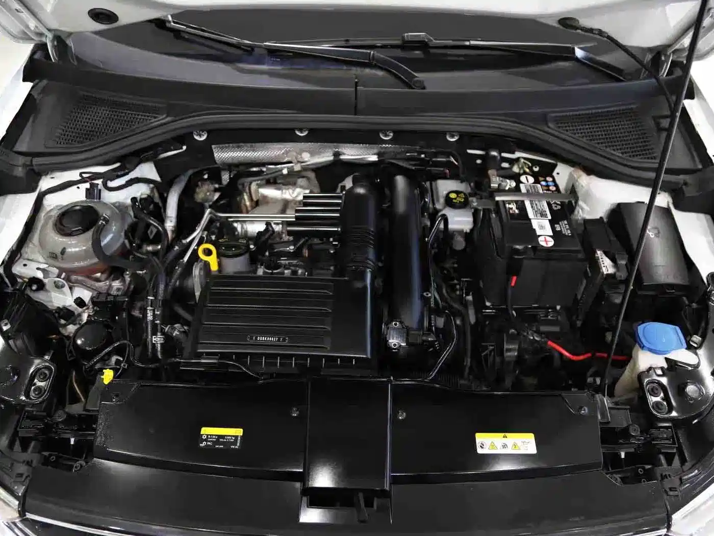 VOLKSWAGEN T ROC EXPLORING SONGS