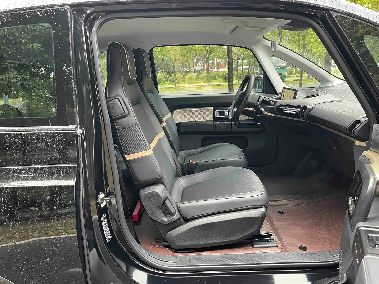 Фото 5 - Baojun KiWi EV
