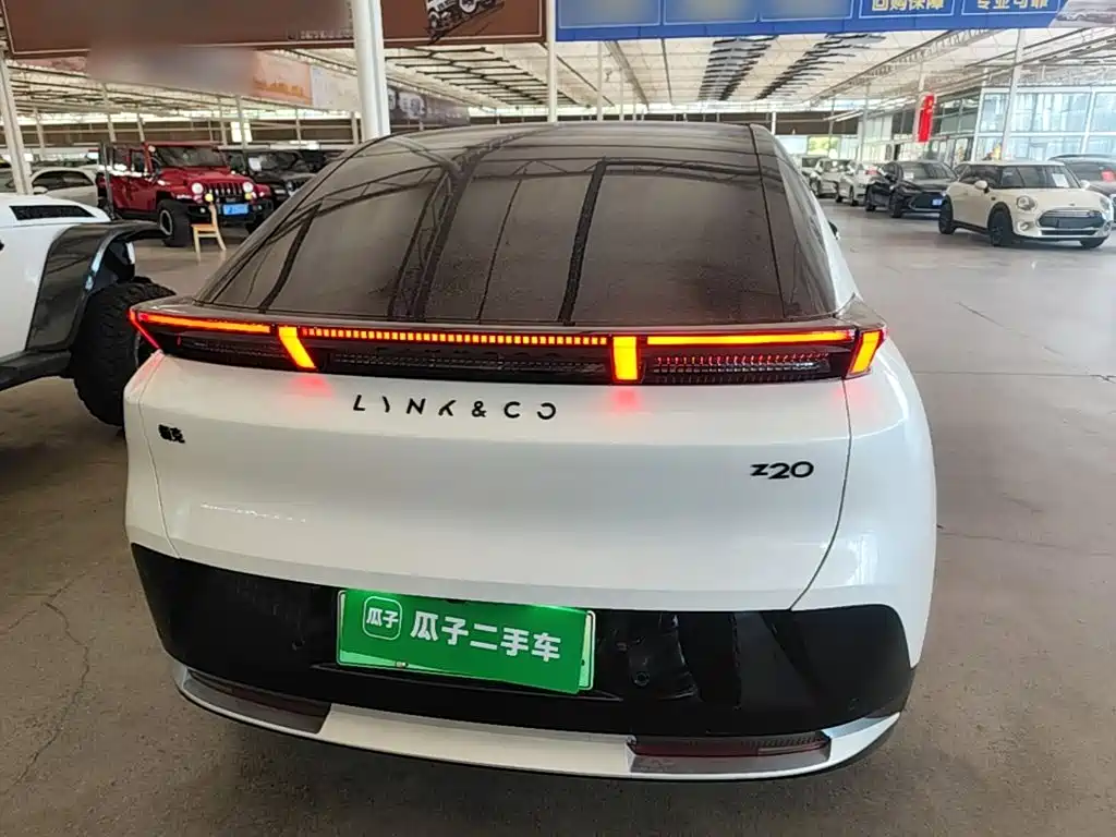 Фото 6 - Lynk & Co Z20