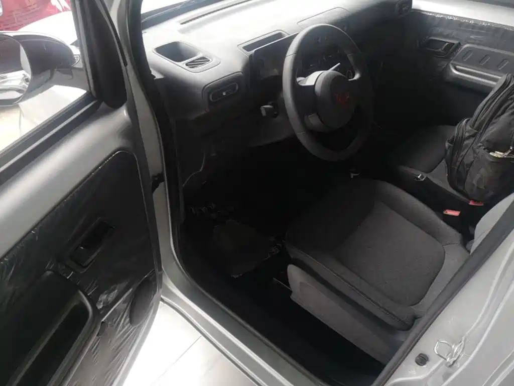 Wuling Motors Wuling Zhiguang NEV 2026 2025 Standard Version