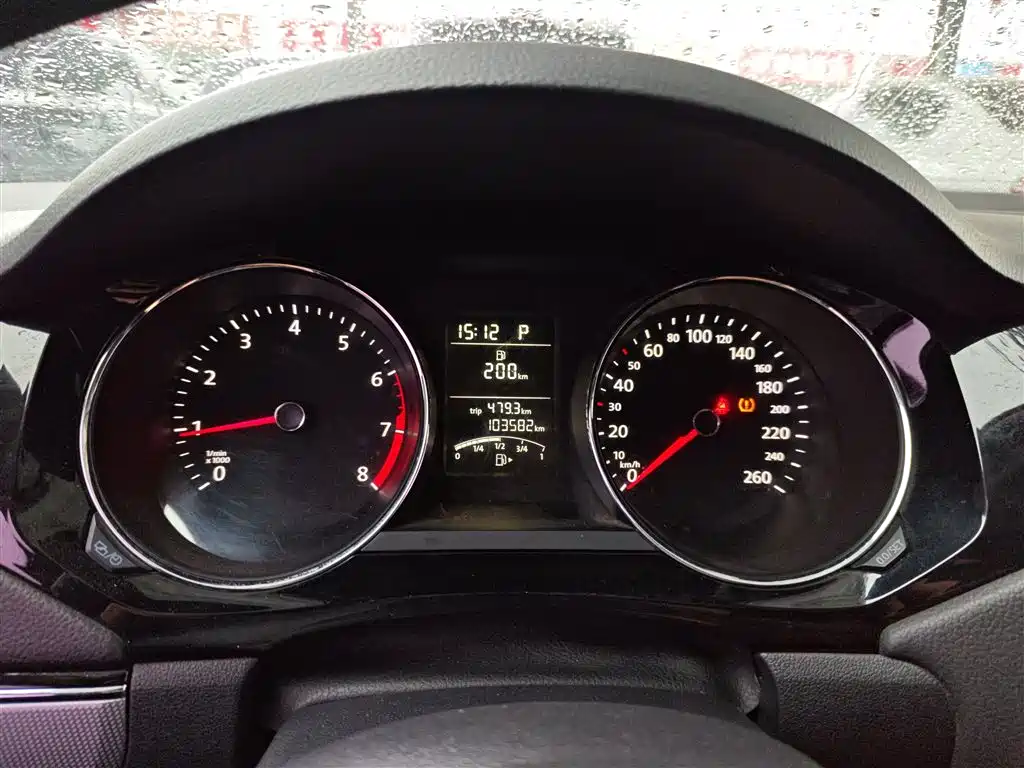 Volkswagen Sagitar 2018 1.6L Automatic Comfort фото 8