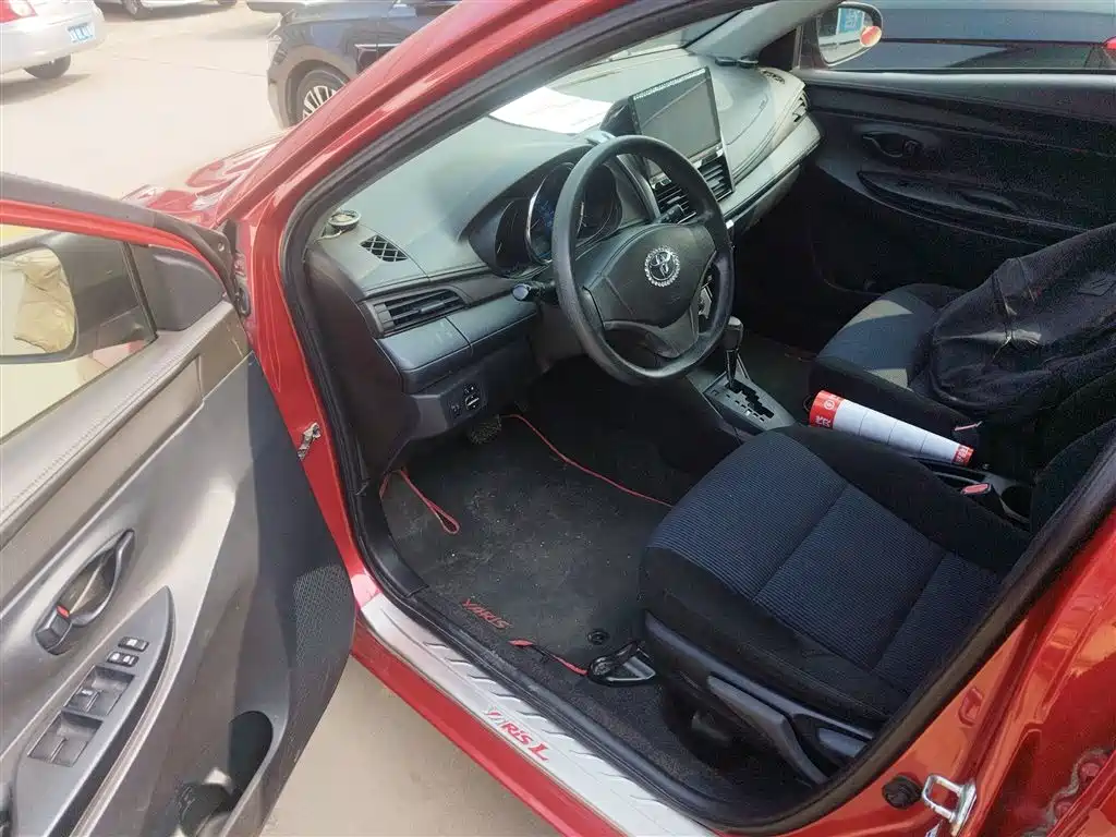 Toyota YARiS L Zhi Xuan 2014 1.3E Automatic Charming Edition фото 16