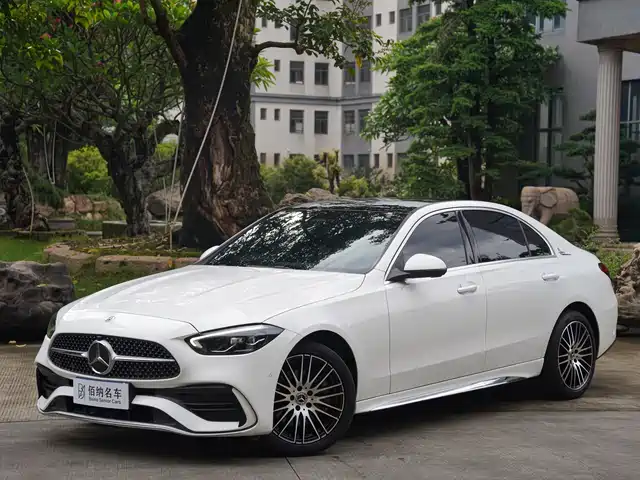 MERCEDES-BENZ CLASS C