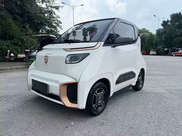Baojun E200 2021