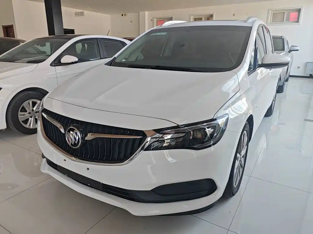 Фото 2 - Buick GL6