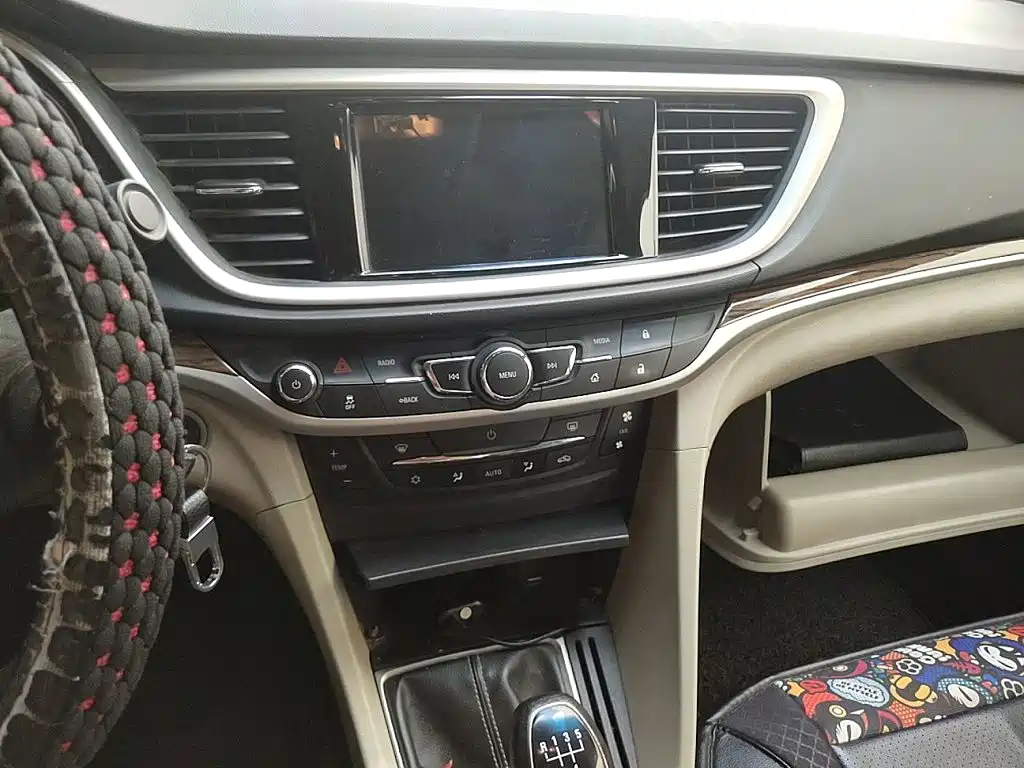 Фото 14 - Buick Excelle