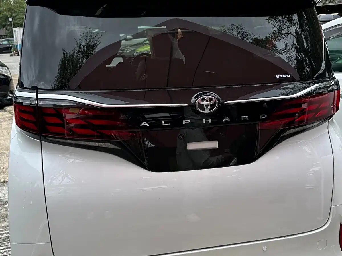 Toyota Alphard 2024 Hybrid 2.5L Prestige Edition фото 12