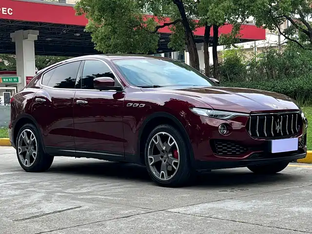MASERATI LEVANTE