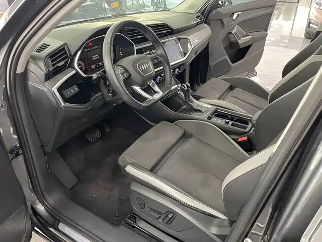 Audi Q3 2023 35 TFSI Fashion Dynamic (1.4T) — фото 5