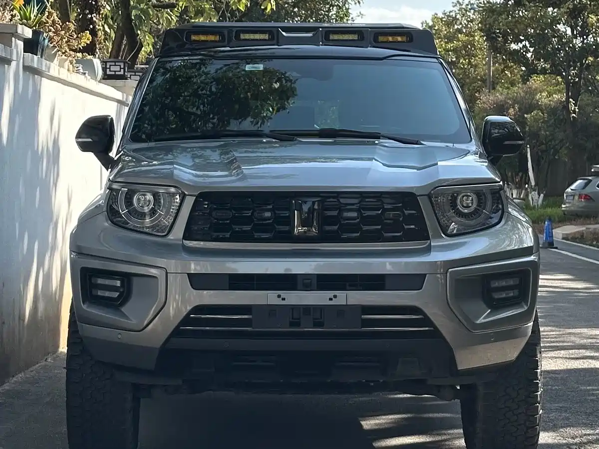 TANK TANK 700 NEW ENERGY