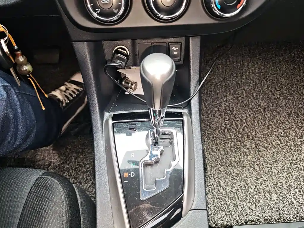 Toyota Levin 2014 1.8GS CVT Elite Edition фото 14