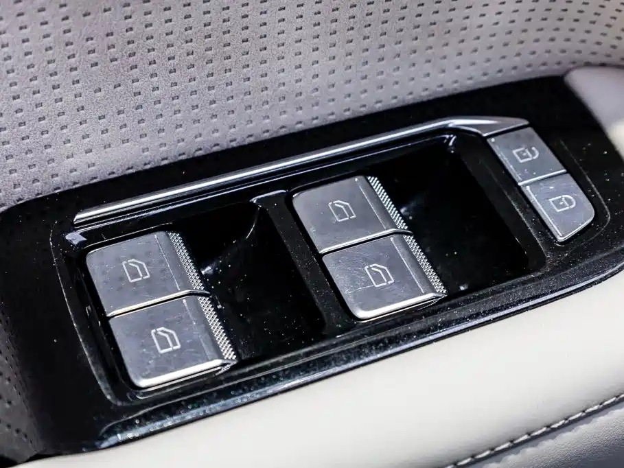 ZEEKR 009 2025 2024 7-Seat Aisle AWD Version 108kWh