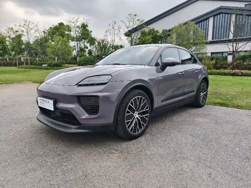 PORSCHE MACAN NEW ENERGY