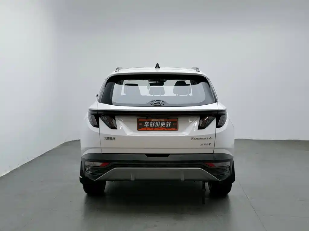 Фото 4 - Hyundai Tucson