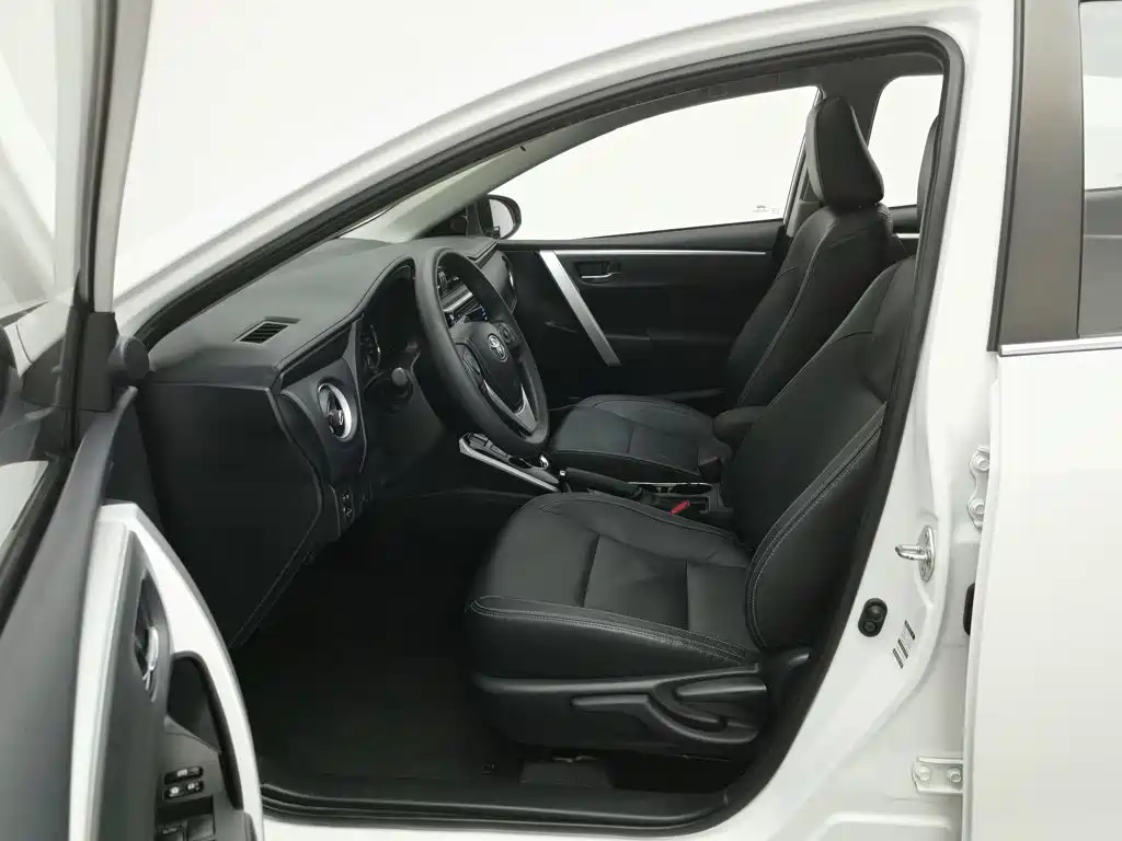 Toyota Corolla Twin Engine E+ 2021 2020 1.8L E-CVT Comfort Edition