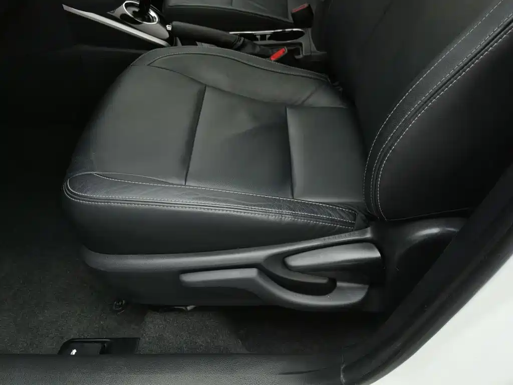 Toyota Corolla Twin Engine E+ 2021 2020 1.8L E-CVT Comfort Edition
