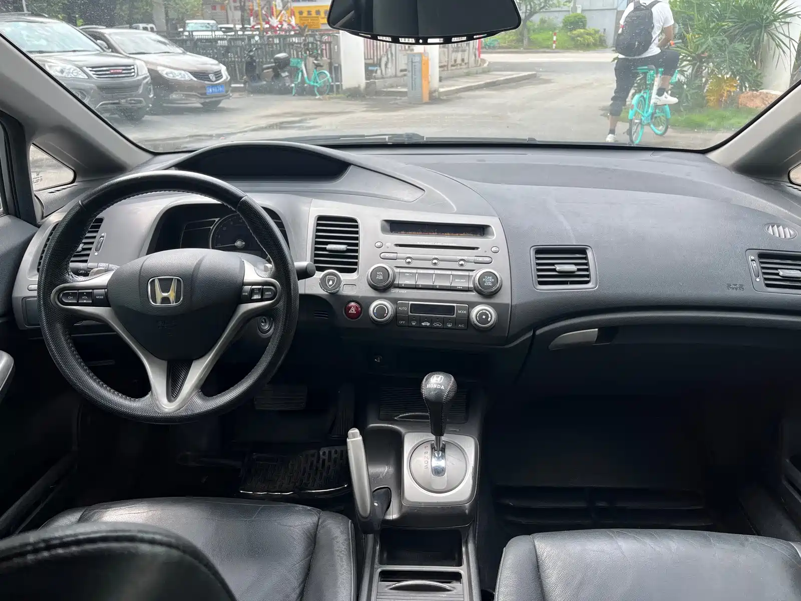Фото 13 - Honda Civic