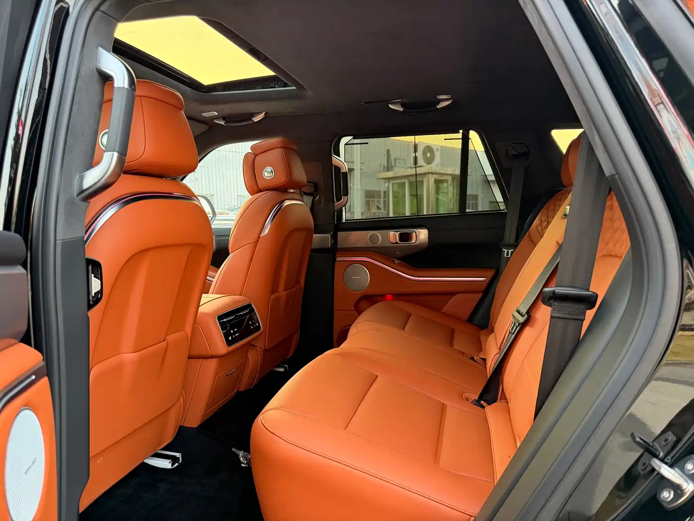 TANK TANK 700 NEW ENERGY