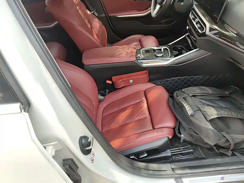 BMW 3 Series 2024 325Li M Sport Package фото 25