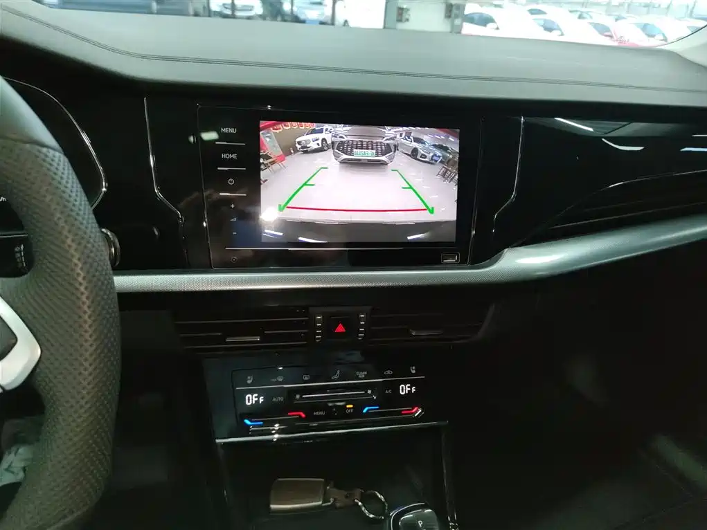 Volkswagen Passat 2025 Outstanding 380TSI Dragon Soaring Edition фото 13