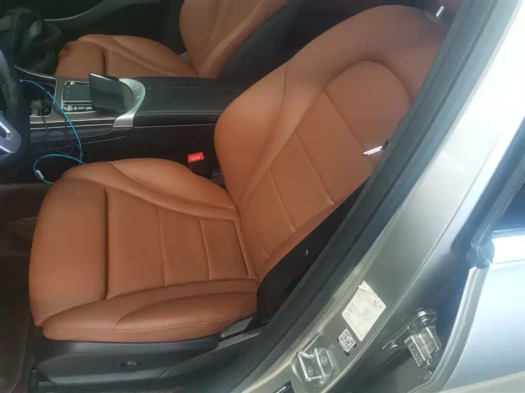 Mercedes-Benz GLC 2020 Facelift GLC 300 L 4MATIC Dynamic фото 11