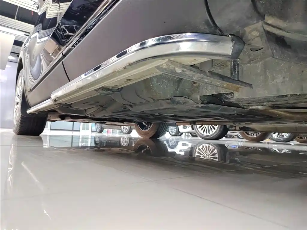 Buick Envision Plus 2025 Enclave Plus 28T 2WD Platinum Edition фото 21