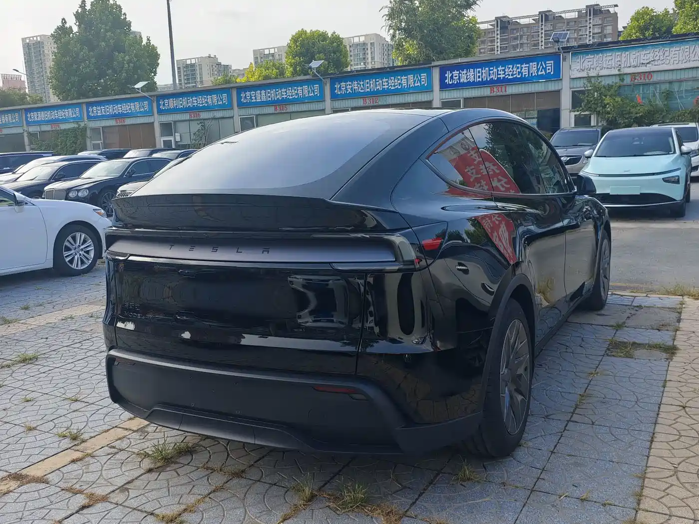 Tesla Model Y L 2026 2025 Facelift Long Range AWD