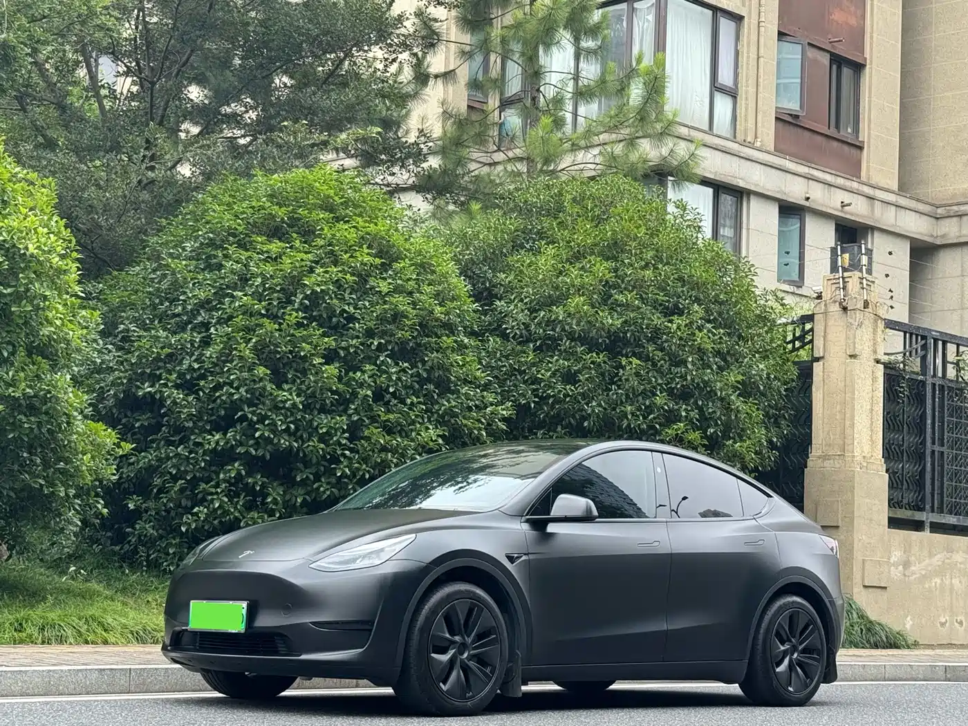 Tesla Model Y 2024 Rear-Wheel Drive Version