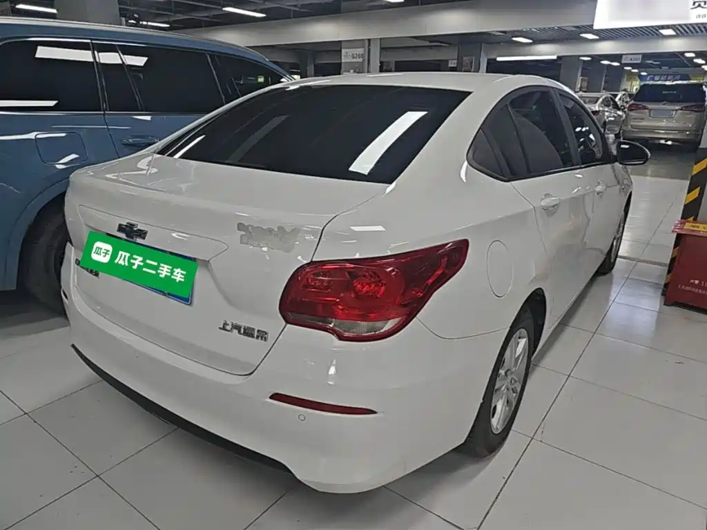 Photo 7 - Chevrolet Cavalier