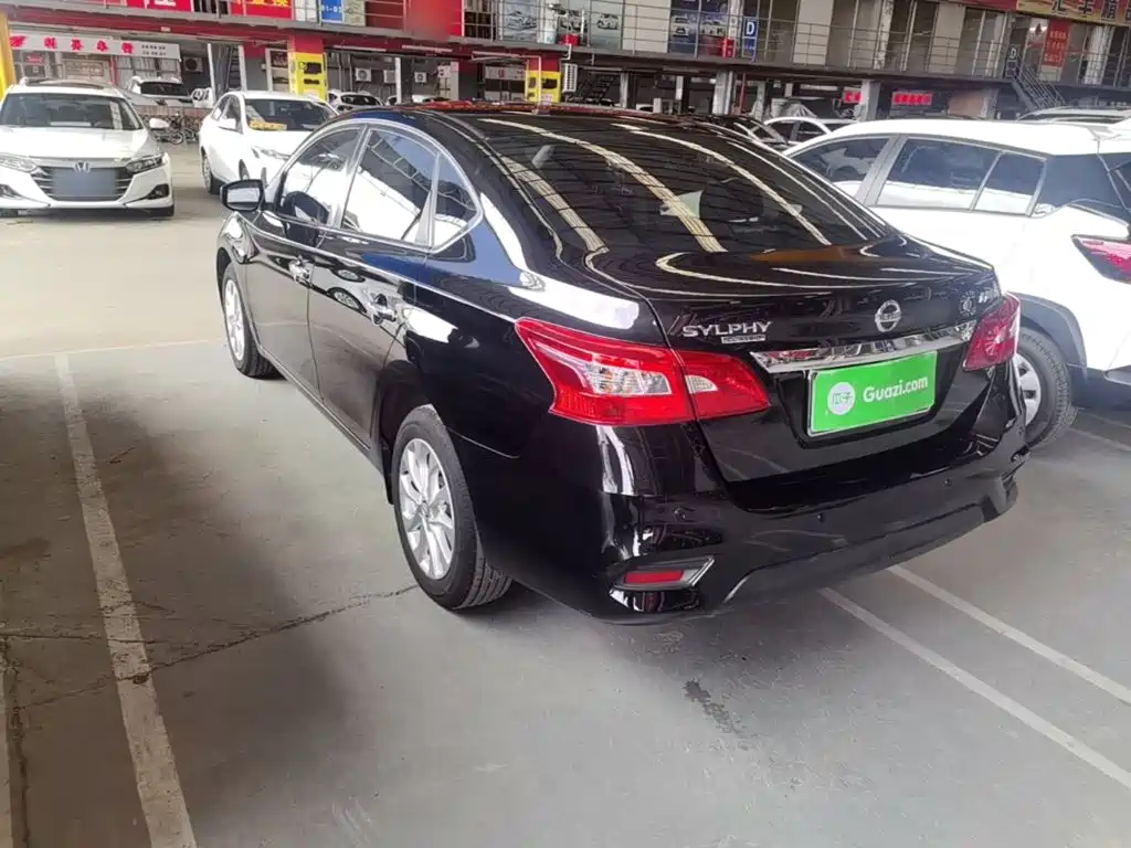Nissan SYLPHY, миниатюра 5