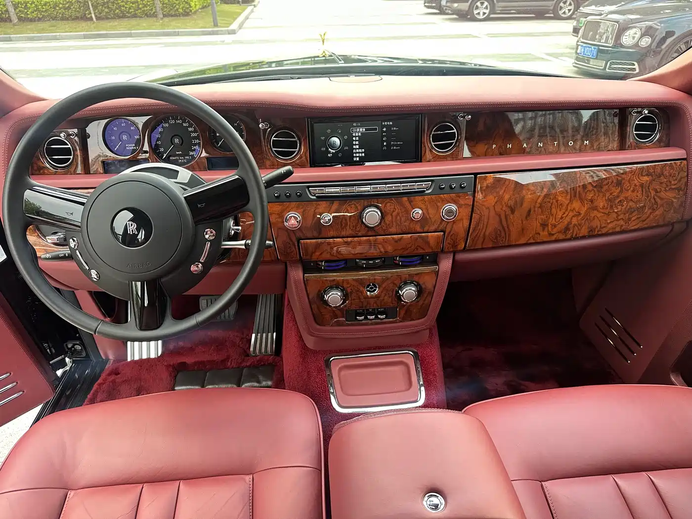 Rolls-Royce Phantom 2014 2013 6.7L Extended Wheelbase (EWB)