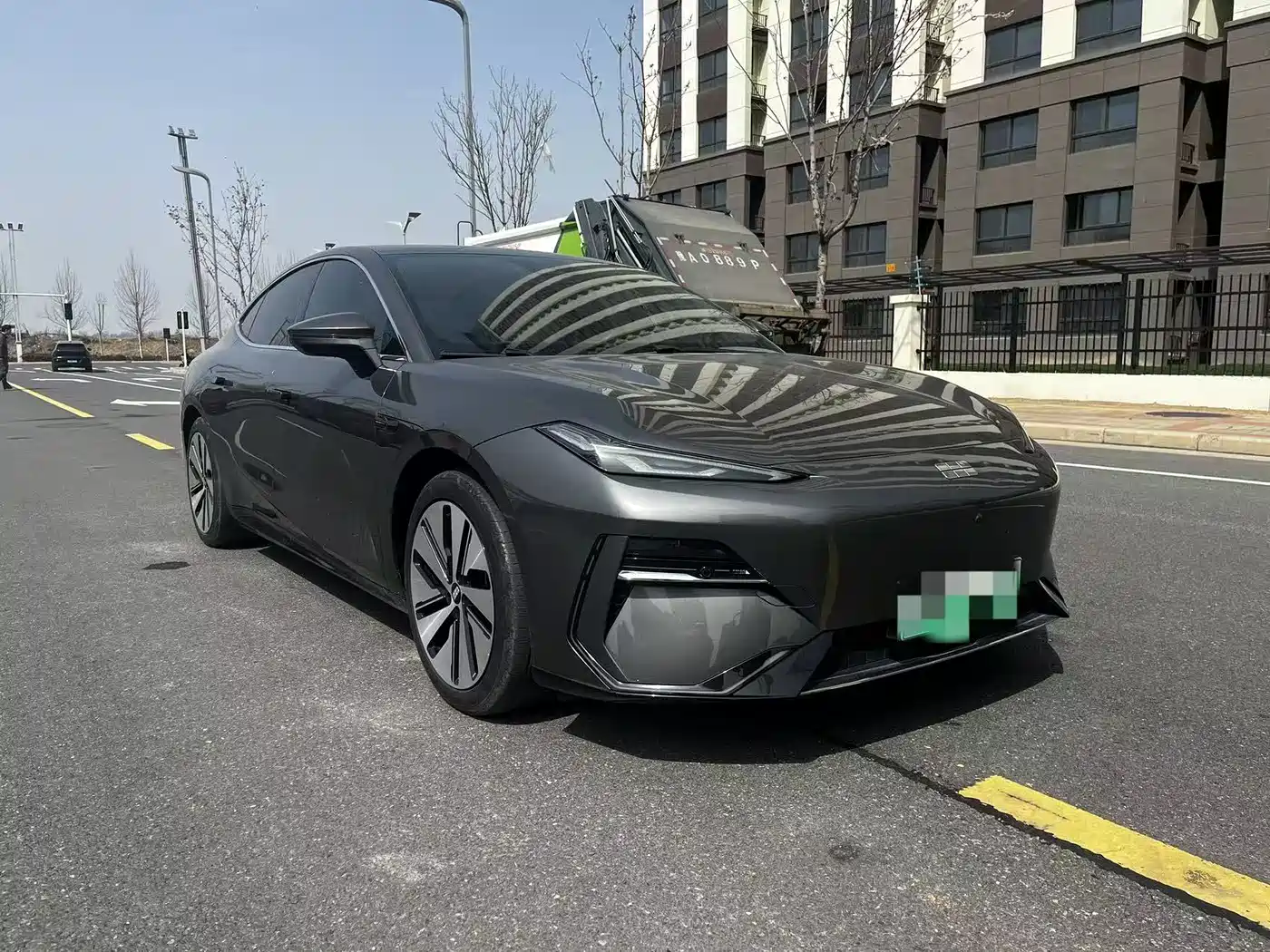 GEELY GALAXY GALAXY E8