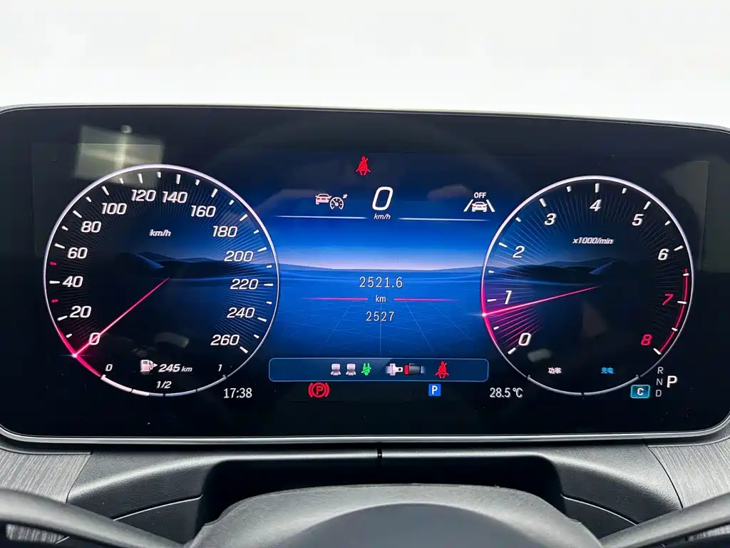 Фото 9 - Mercedes-Benz C-Class