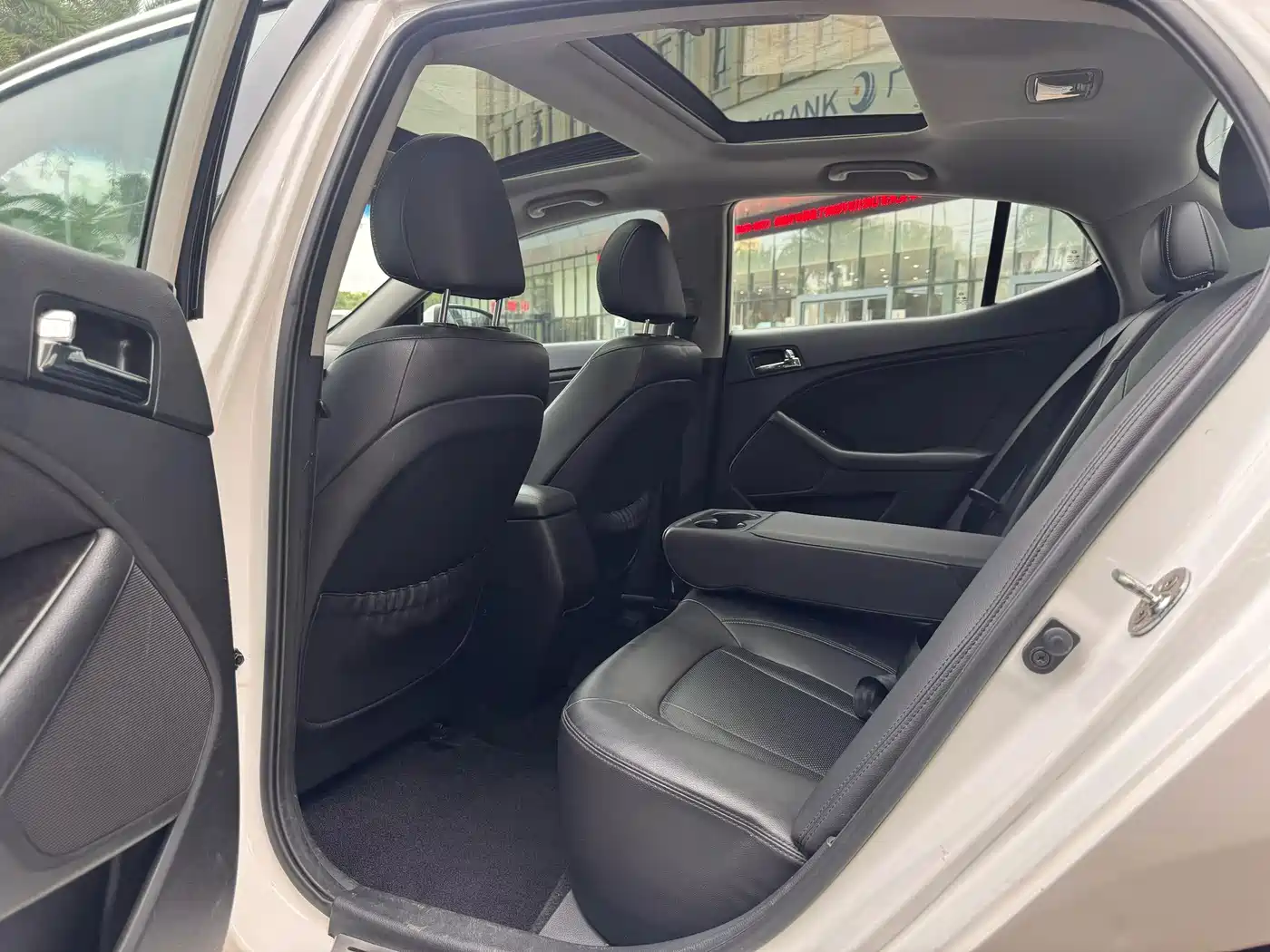 Kia K5 2013 2012 2.0L Automatic DLX