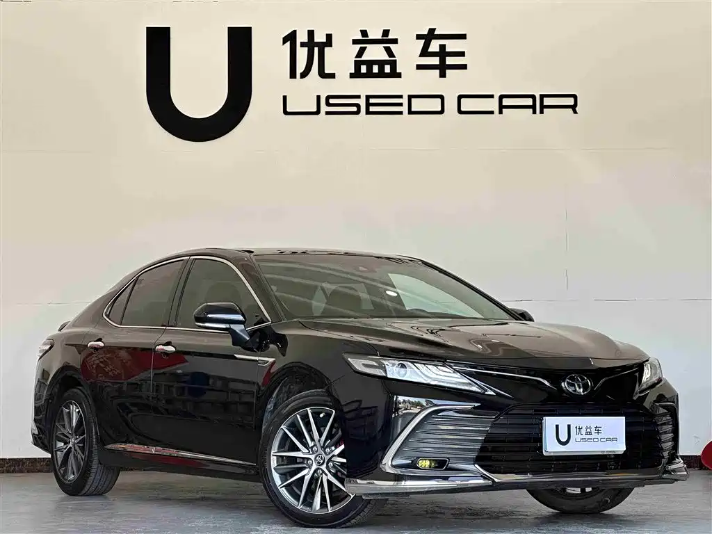 Toyota Camry 2021 2.0G Luxury Edition фото 3