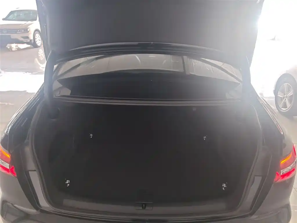 Audi A6L 2023 Facelift 45 TFSI Premium Dynamic фото 15