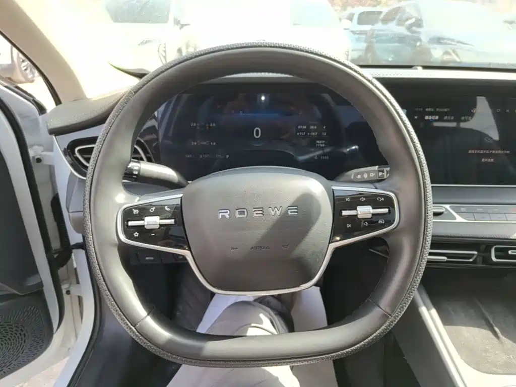 Фото 11 - Roewe D7