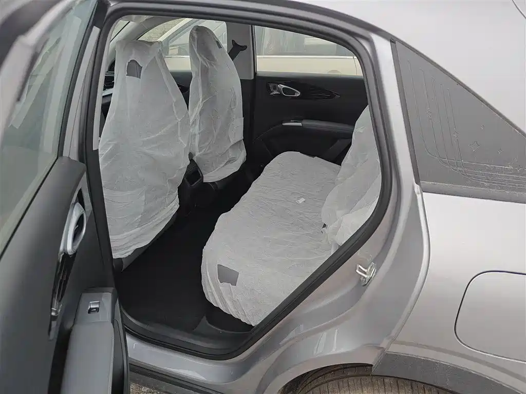 Geely Galaxy Starry Wish 2026 Edition 310km Youth Version фото 17