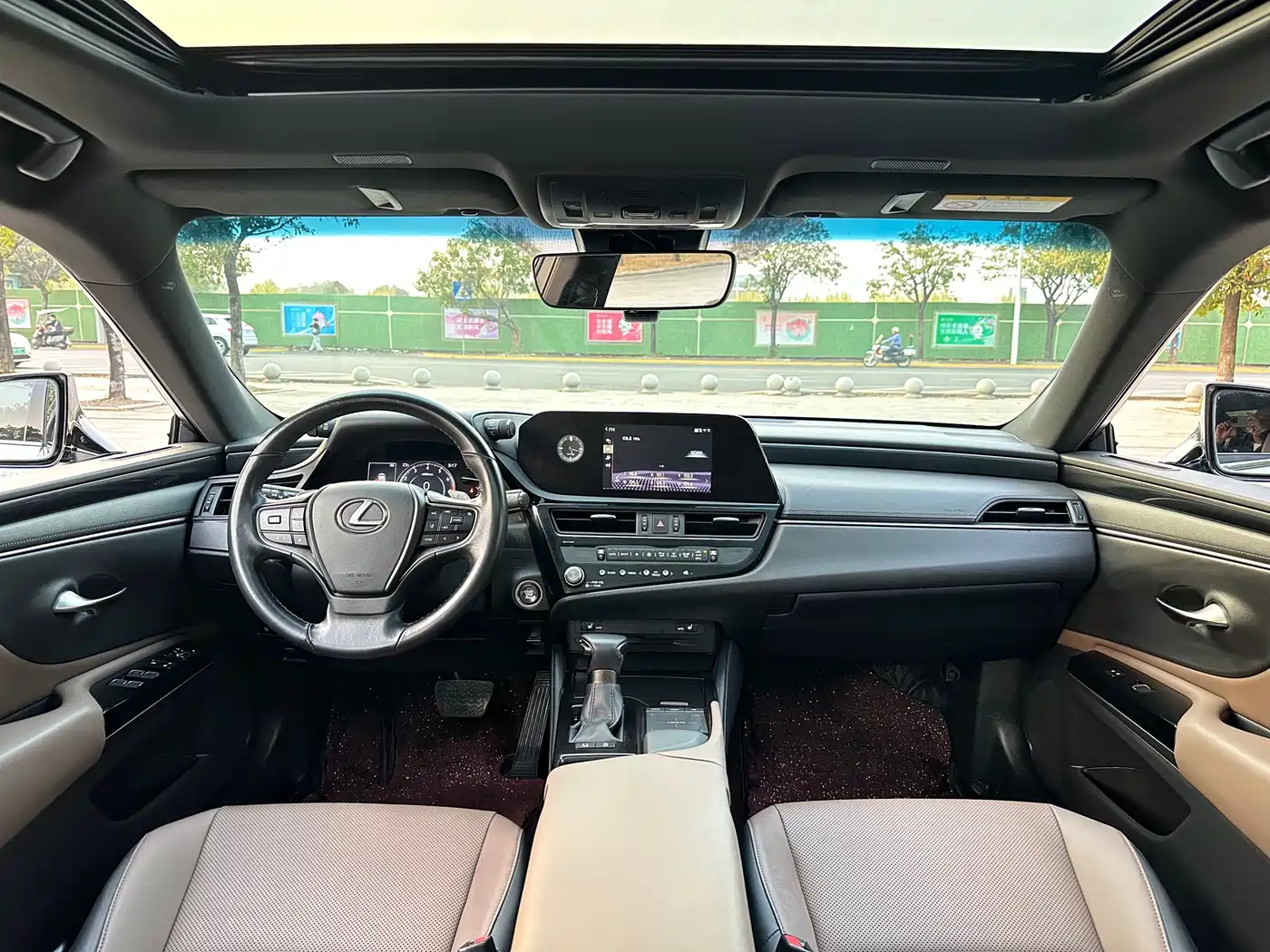 Lexus ES 2022 200 Excellence Edition фото 6