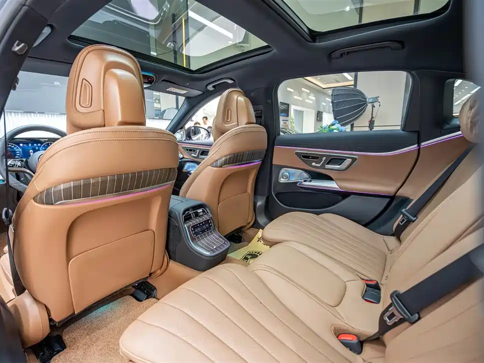 Mercedes-Benz E-Class 2025 Facelift E 300 L Luxury фото 12