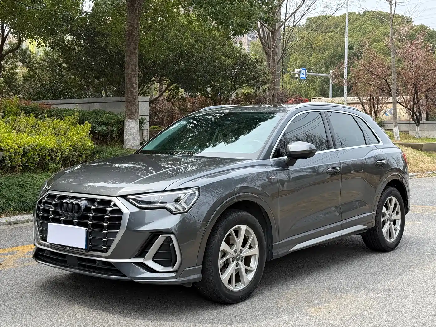 Audi Q3 2019 35 TFSI Progressive Sport