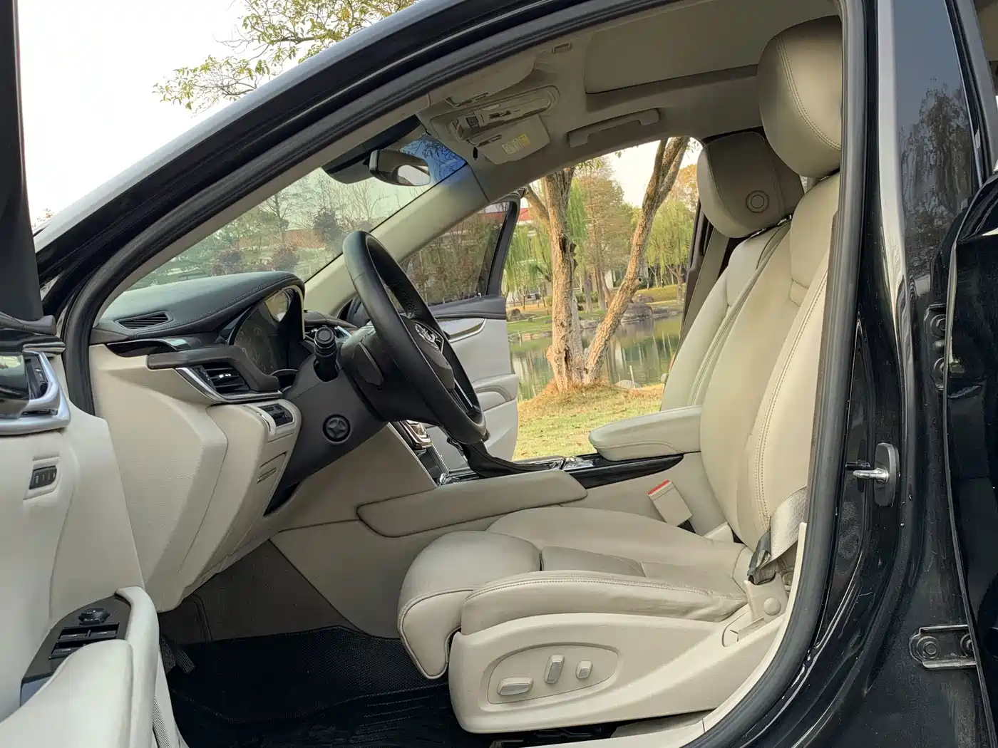Фото 8 - Cadillac XTS