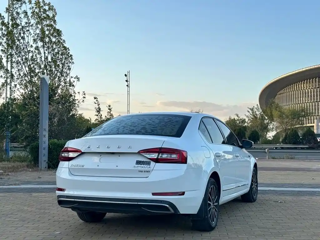 صورة 4 - Škoda Octavia
