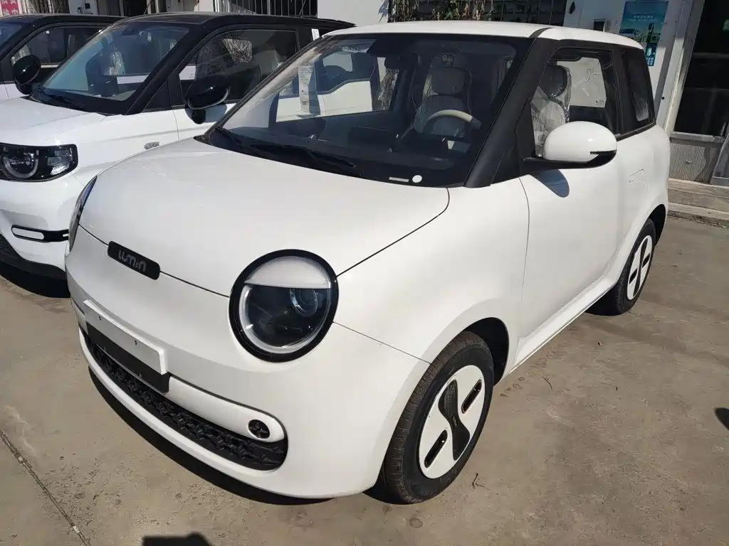 Фото 2 - Changan Lumin