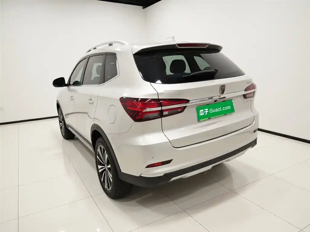 ROEWE RX5 NEW ENERGY