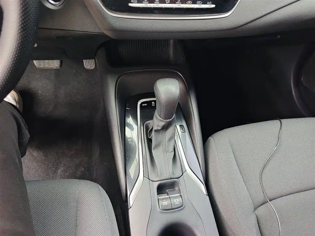 Toyota Levin 2021 185T CVT Luxury Edition фото 14