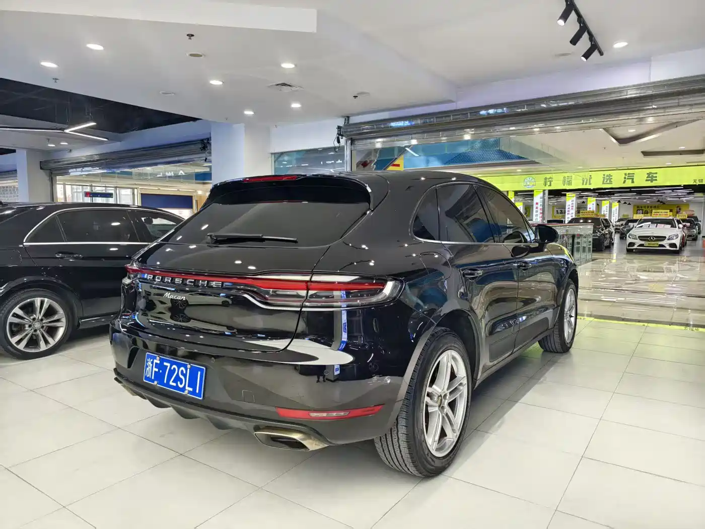 Porsche Macan 2018 Macan 2.0T фото 15
